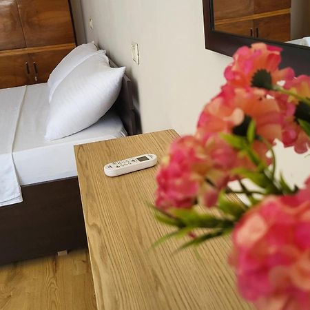 Liam'S Apartment Durrës 外观 照片